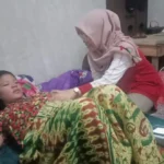 Gunakan Lampu HP sebagai Penerang, Cerita Relawan Medis Muhammadiyah Rujuk Persalinan Warga Palu