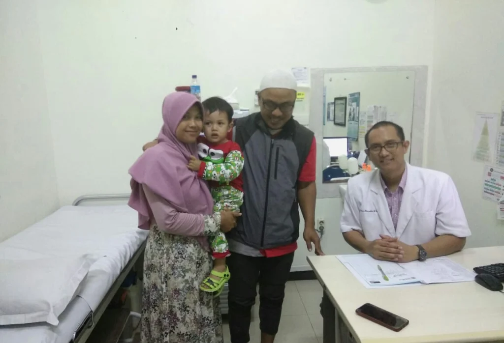 Sinergi RSMG-Lazismu Rawat Anak Penderita Kelainan Lubang Anus