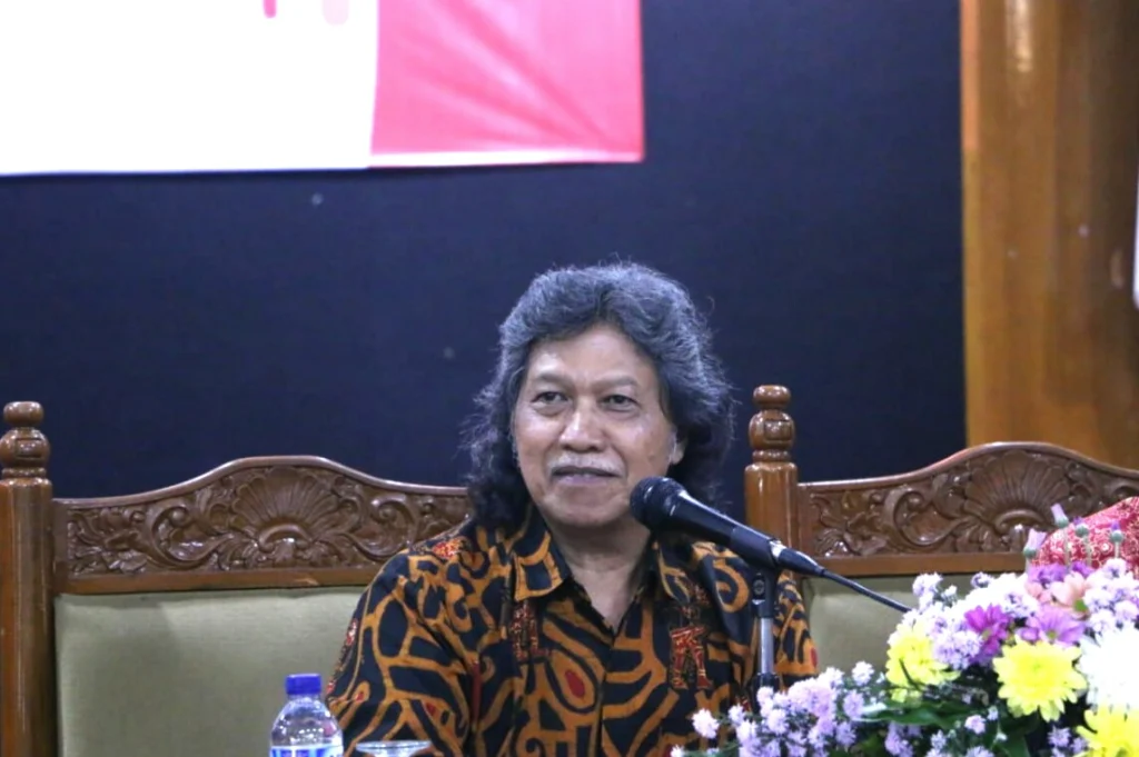 Bangsa Dikepung Dajjal, Ini Harapan Cak Nun pada LBH Muhammadiyah