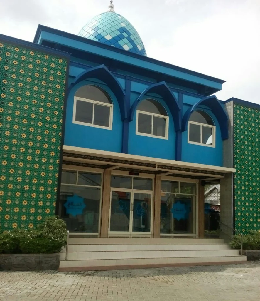 Kisah Dakwah di Desa Jetek: Dulu Warga Baca Shahadat Saja Tidak Bisa, Kini Punya Masjid Senilai Rp 1 M