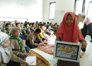 Dengan Bahasa Isyarat, Aisyah Ajari Siswa Mimdaka Cara Bikin Doodle Art