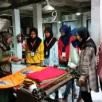 Kunjungi Jogja T-Shirt, Siswa SMPM 12 GKB Dapat Ilmu Baru Cara Bikin Kaos Berkualitas