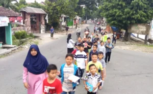 Boleh Masuk Asrama jika Sudah Setor Hafalan, Kegiatan OWEH #6 SDMM di Kampung Inggris