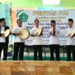 Di Pentas Ini, Keterampilan Keagamaan Saling Diuji