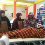 Peserta Ketakutan ketika Model Mayat dalam Pelatihan Perawatan Jenazah Ini Diam Tak Bergerak