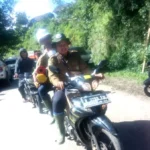 Bantu Korban Tanah Longsor, Relawan Ini Harus Tempuh 4 Km Jalan Berlumpur dan Mendaki