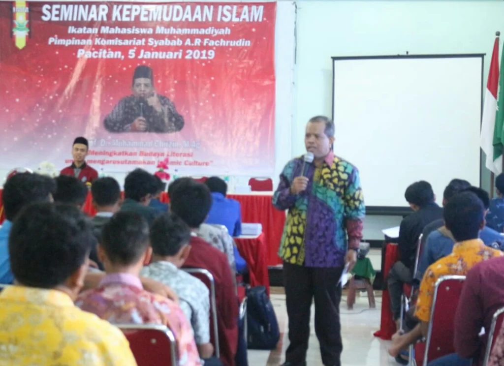 Prof Muhammad Chirzin: Menulislah jika Tak Ingin Dilupakan Sejarah