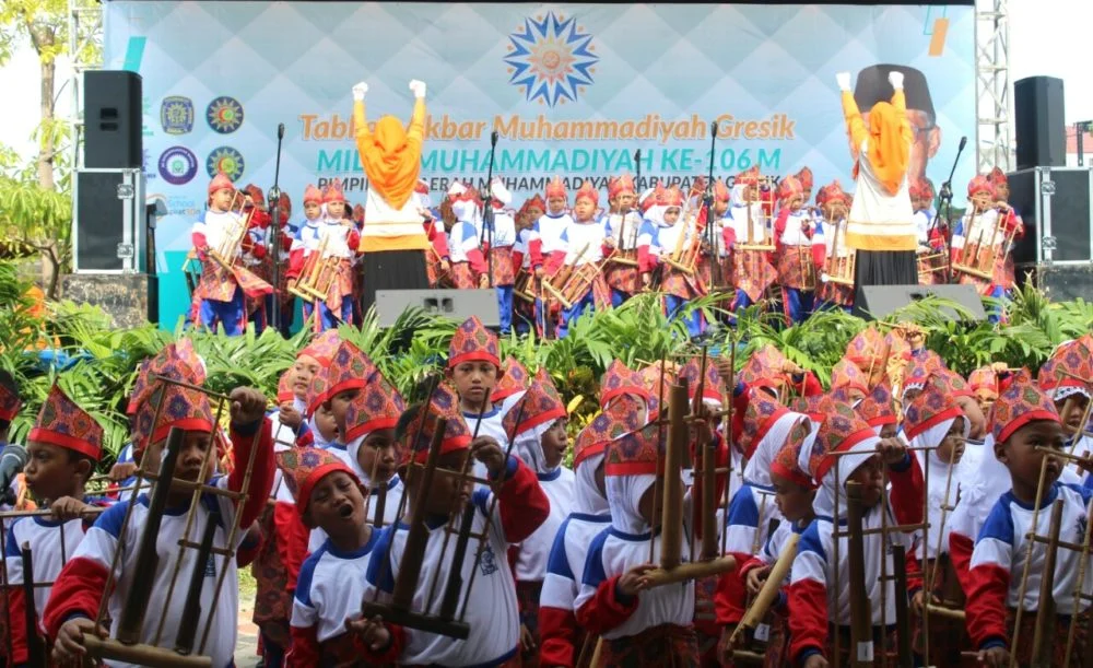 Tampil Memukau dalam Angklung Kolosal, Satu dari 352 Siswa TK Ini Habis Operasi Usus Buntu