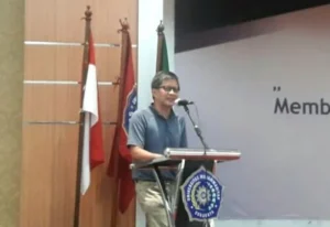 Kritik Pemerintah, Rocky Gerung Sebut Ada Hoax Statistik