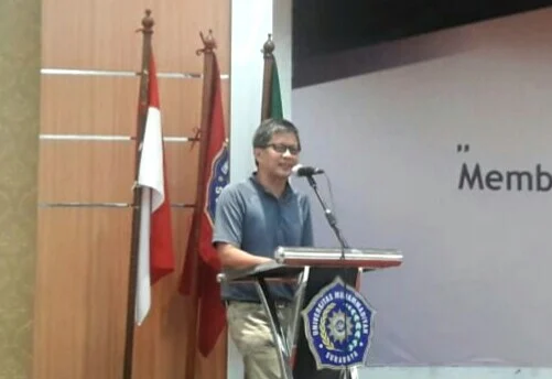 Kritik Pemerintah, Rocky Gerung Sebut Ada Hoax Statistik