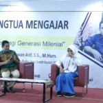 Siswi Ini Deg-degan Tampil Sepanggung dengan Ayah dalam Program ‘Orangtua Mengajar’