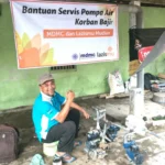 Kreatif! Relawan Ini Buka Jasa Gratis Perbaikan Pompa Air Pascabanjir