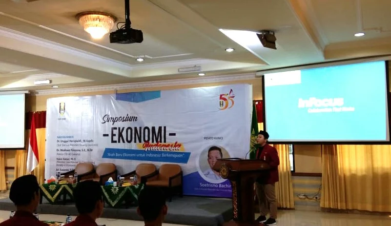 Simposium Ekonomi IMM: Agar Mahasiswa Tak Terjebak Hanya Bicarakan Politik