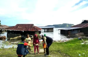 Kisah Relawan MDMC yang Ditanya Mengapa Bantu Korban Banjir Sentani yang Non-Muslim