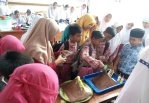 Ada Muntahan Bromo di Open Laboratorium Hamas School