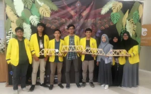 Jembatan Stik Es Krim Smamio Ikuti D’village 9th Edition
