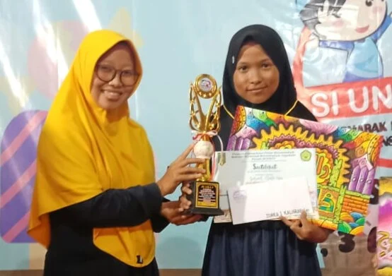 Berkat Motivasi Ayah, Siswa SDMM Ini Juara I Lomba Kaligrafi Si Unyil 2019 Madrasah Muallimaat