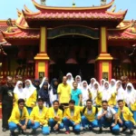 Saat Siswa Smamio Melakukan Penelitian Sosiologi di Kelenteng Kwam Hing Kion