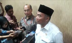 Mendikbud Muhadjir Effendy: Mahasiswa Jangan Nambahi Orang Stres