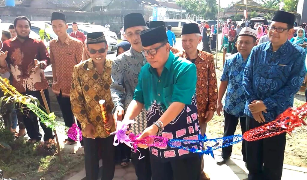 Diresmikan Plt Wali Kota, SMP Musa Blitar Resmi Boyongan ke Lokasi Baru