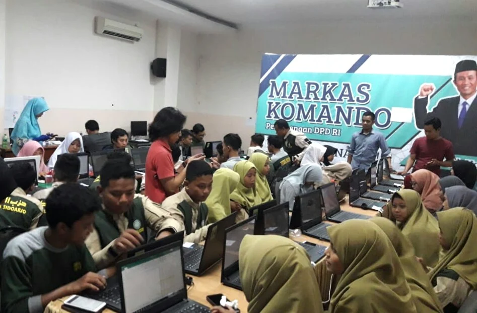 Di Markas Komando Tim Jipolmu Bekerja Keras Rekapitulasi C1