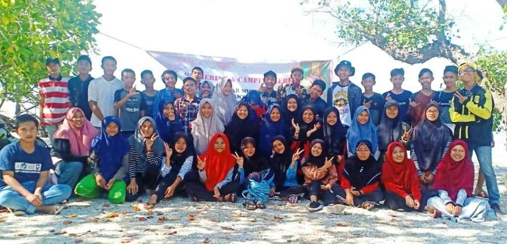 Asyik! Kader IPM Pantura Ini Camping sambil Belajar di Pulau Mengare