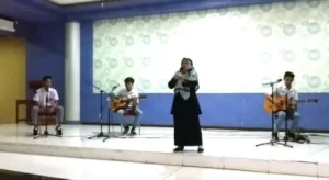 Kartini tanpa Kebaya di Smamda Sidoarjo