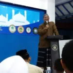 Kultum di Depan Jamaah Tarawih Ramah Anak SDMM, Begini Gaya dan Materi sang Ustadz