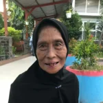 Cerita di Balik Bahagianya Nenek Ini Terima Kado Ramadhan