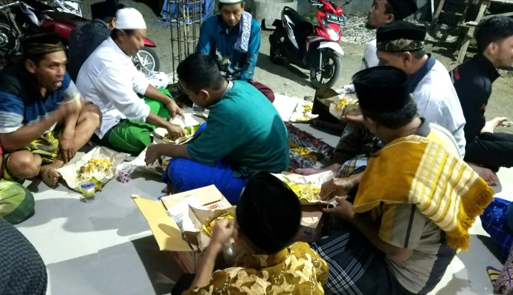 Subuh Berkah di Karangsemanding, Diawali Tahajud Diakhiri Sarapan Berjamaah