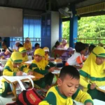 Lukisan Anak Representasikan Psikologi dan Imajinasi