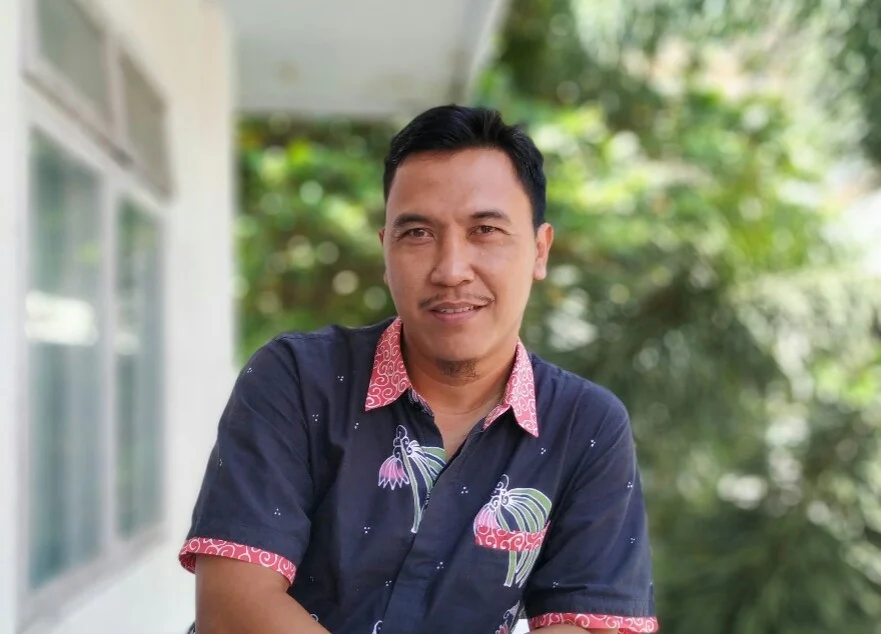 Kepada Tuhan: Aku, Saya, atau Kami?