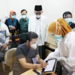 Ketua Umum MUI Hadiri Simulasi Vaksinasi Covid-19 di Jatim
