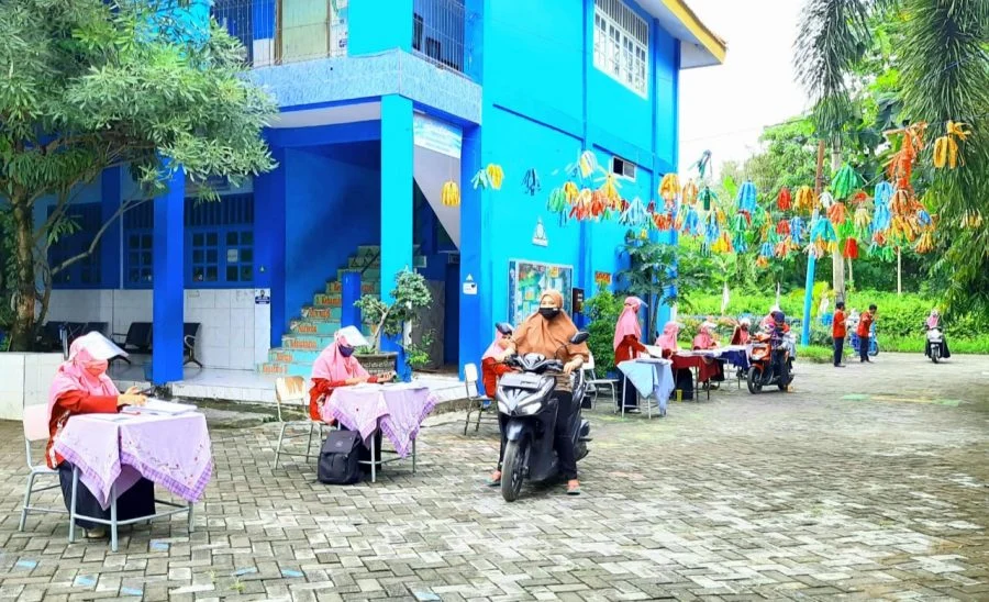 Covid-19 Belum Hilang, Semangat Guru SD Muwri Tak Boleh Padam