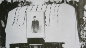 Kisah Buya Hamka Shalatkan Jenazah Bung Karno