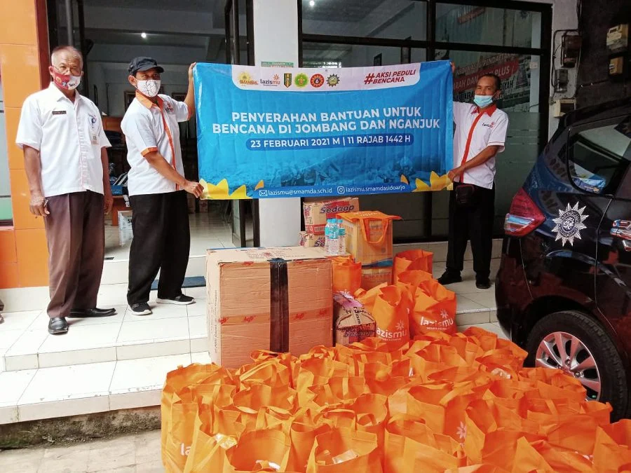 Lazismu Smamda Sidoarjo Berbagi ke Nganjuk dan Jombang