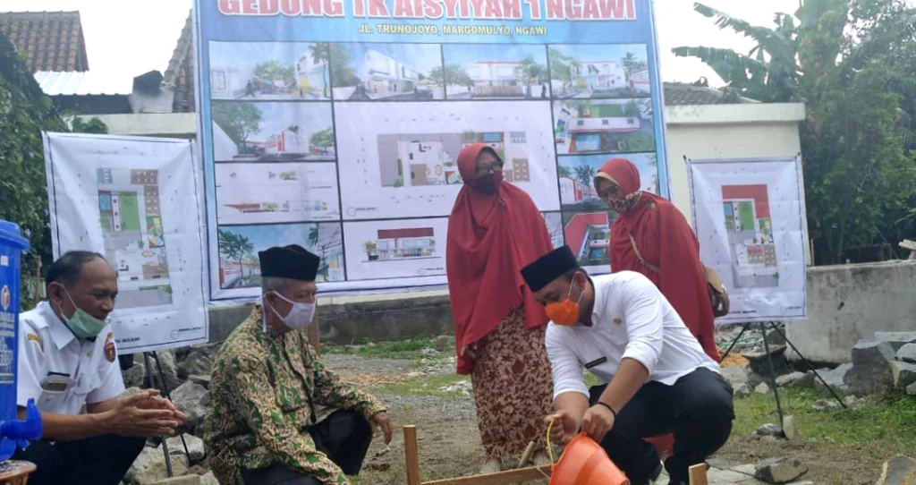 Bupati Letakkan Batu Pertama Pembagunan Gedung TK Aisyiyah 1 Ngawi