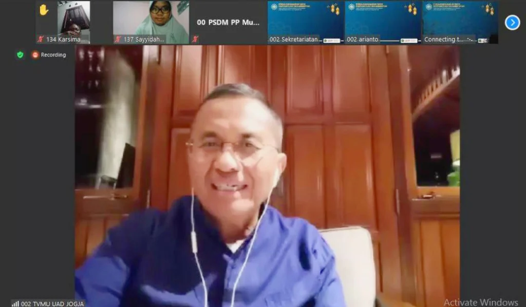 Dahlan Iskan Usulkan Desentralisasi Muhammadiyah Hadapi Tiga Tantangan