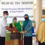 Aisyiyah Wringinanom Tebar 155 Paket Sembako