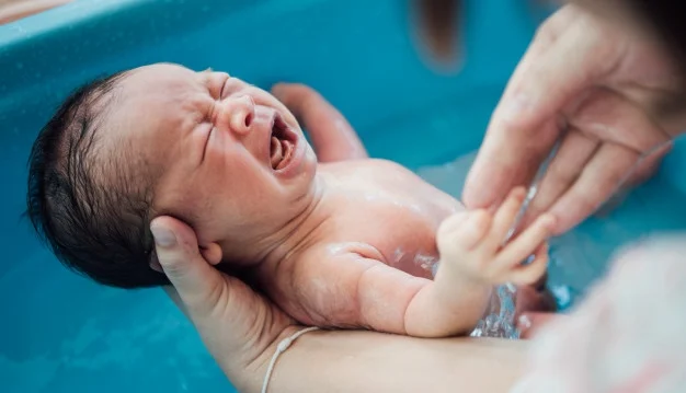 Lahir Telanjang dalam Kekuasaan Mutlak Allah