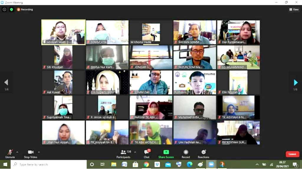 SDMM, Satu dari 48 Penerima Program Sekolah Enuma Indonesia