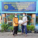 Ada Akbar Kurma di SMPM 15 Surabaya selama Ramadhan