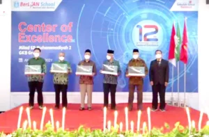 Sejumlah Tokoh Terima Prototipe ‘Pesawat’ BS-20