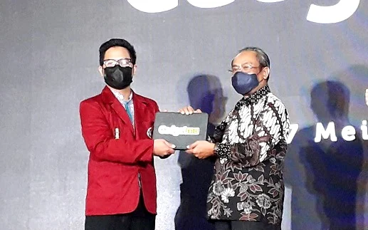 UMBandung Luncurkan Gadgetmu, Pertama di Indonesia