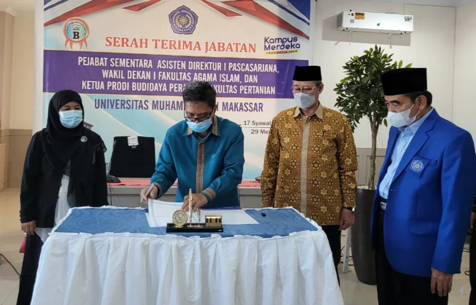 Serah Terima Tiga Pejabat Unismuh, Begini Harapan Rektor