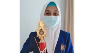 Matsmunam Beri Penghargaan Tiga Siswa Berprestasi