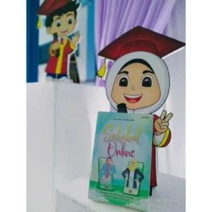 Buku Karya Siswa ‘Sahabat Online’ Jadi Kado Istimewa