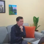 Menulis Opini Tak Perlu Bingung Teori