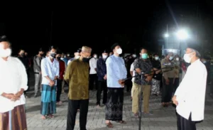 Penghormatan Terakhir Jenazah Rektor Umla Budi Utomo