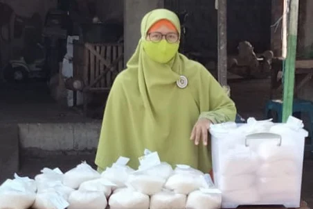 Semarak Muharram KB-TK Aisyiyah Ini Berbagi Beras